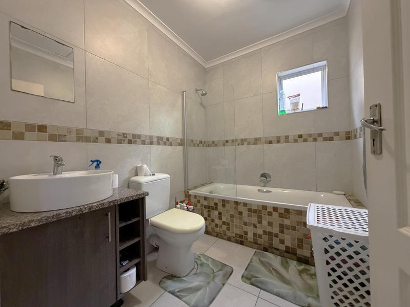 3 Bedroom Property for Sale in Muizenberg Western Cape